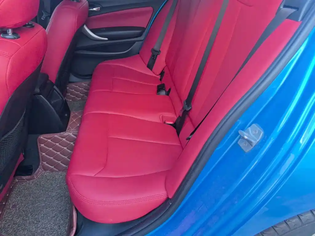 BMW 1 Series 2018 — фото 17
