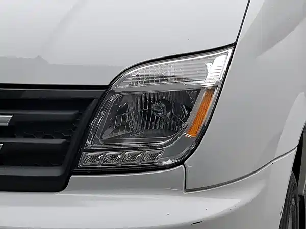Maxus V80 2022