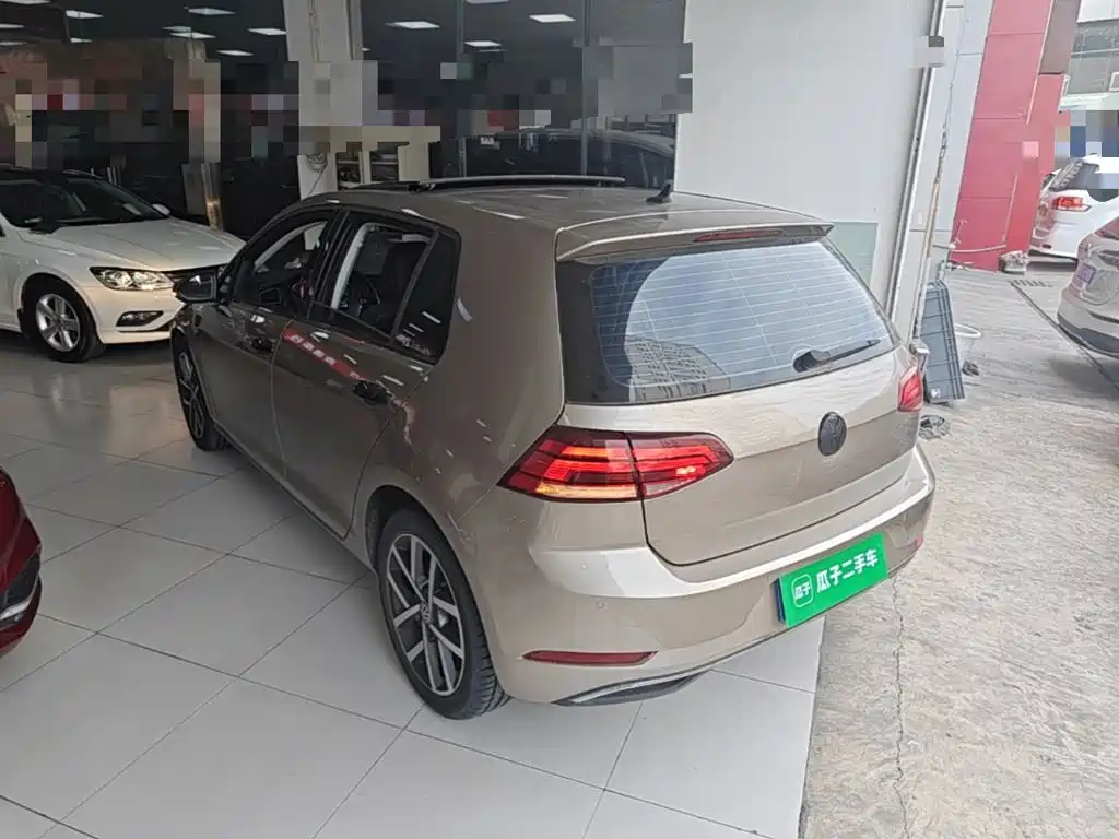 Volkswagen Golf 2020