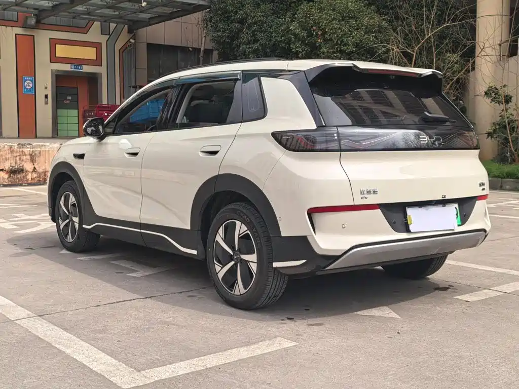 BYD Sealion 05 EV 2025 — фото 16