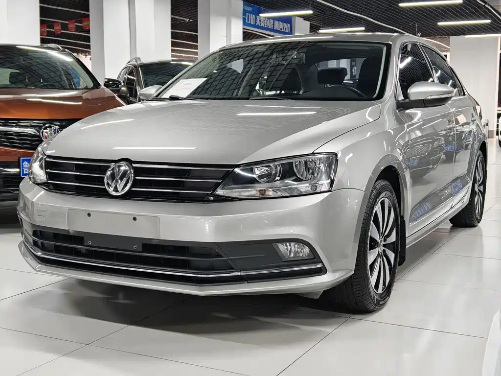 Volkswagen Sagitar 2017