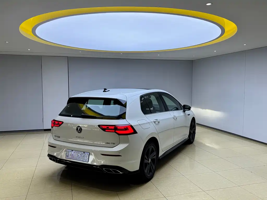 Volkswagen Golf 2022