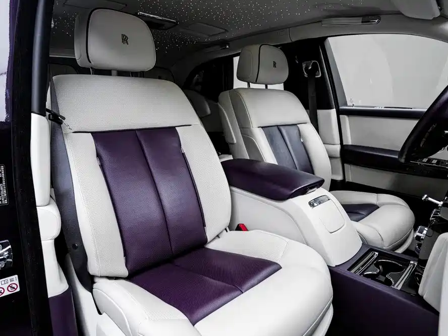 Rolls-Royce Phantom 2018 — фото 9
