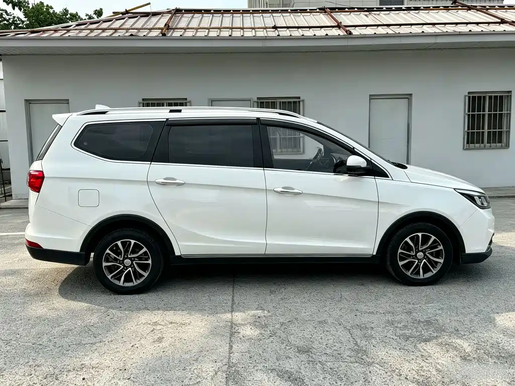 Baojun 730 2017