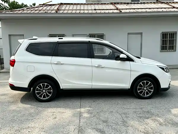 Baojun 730 2017