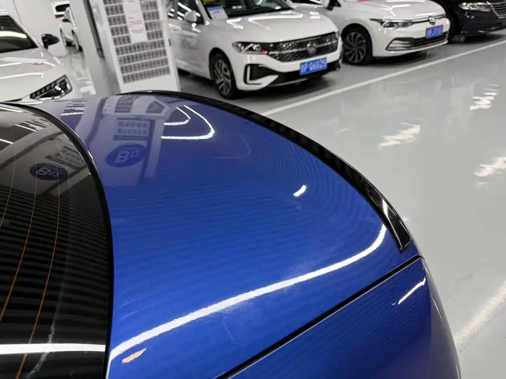 BMW 3 Series 2019 — фото 13