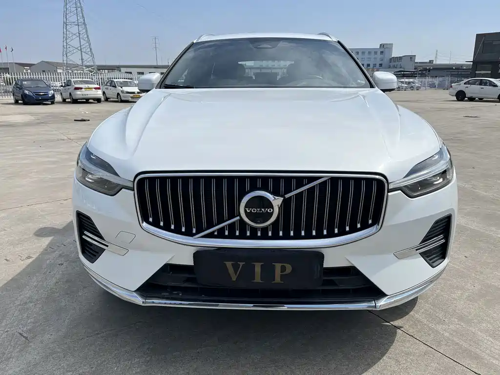 Volvo XC60 Plug-In Hybrid 2021 — фото 20