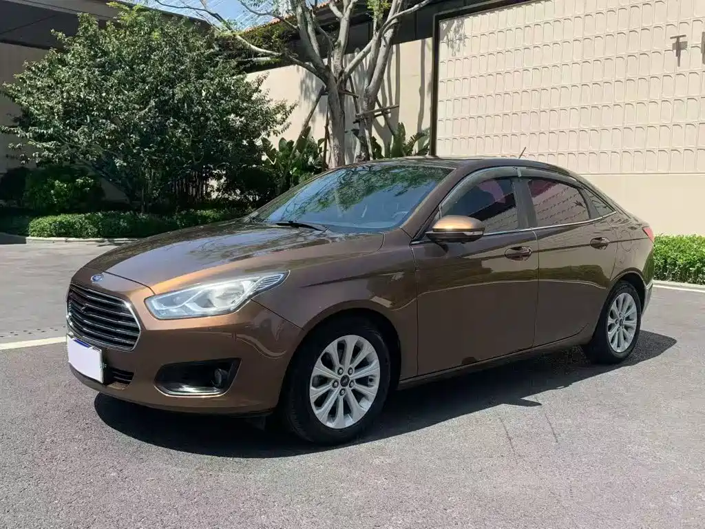 Ford Forrest 2018