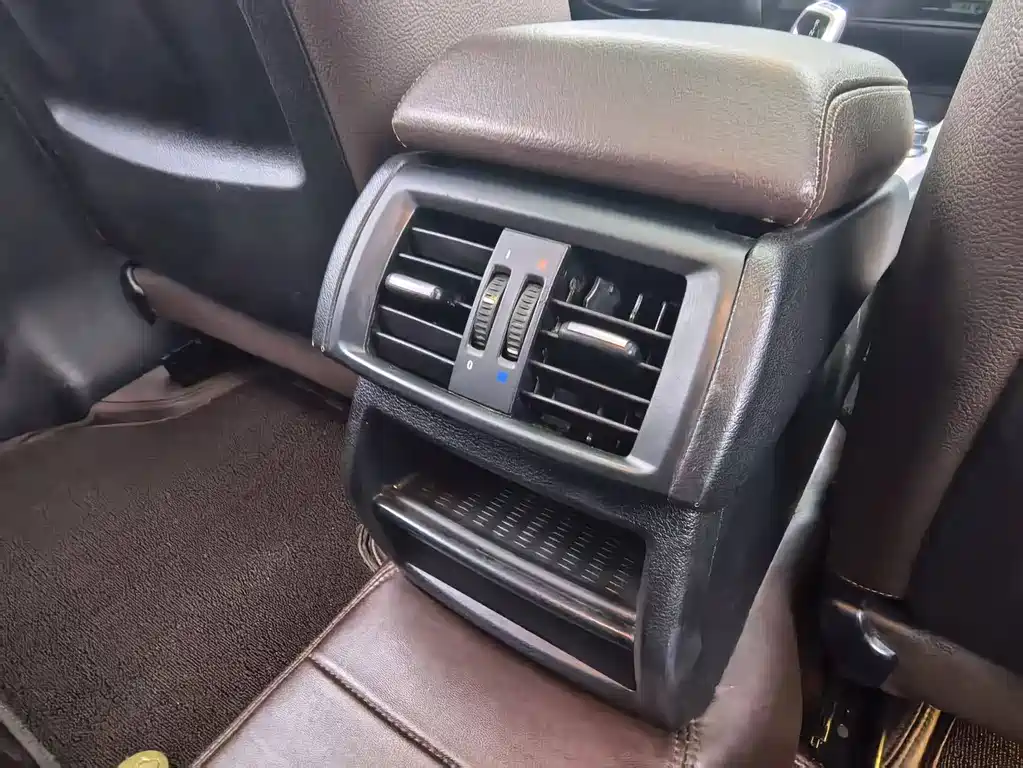 BMW X4 2017 — фото 11