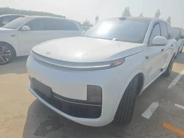 Li Auto L9 2025