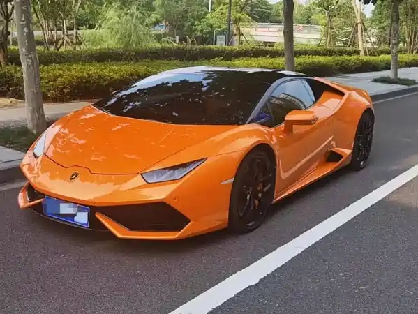 Lamborghini Huracan 2015