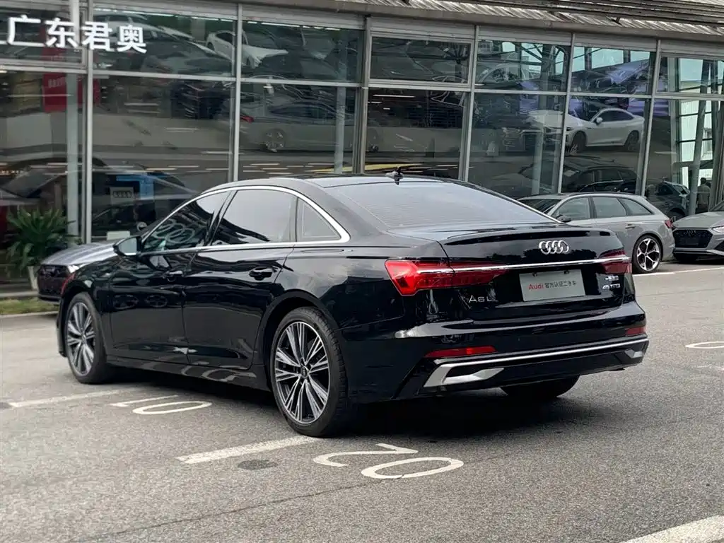 Audi A6L 2023 — фото 4
