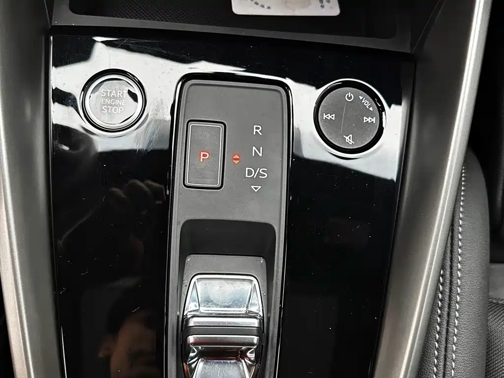 Audi A3 2023 — фото 21