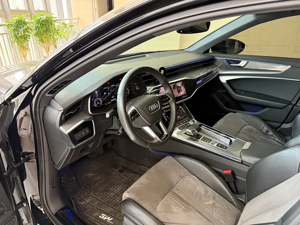 Audi A6L 2020