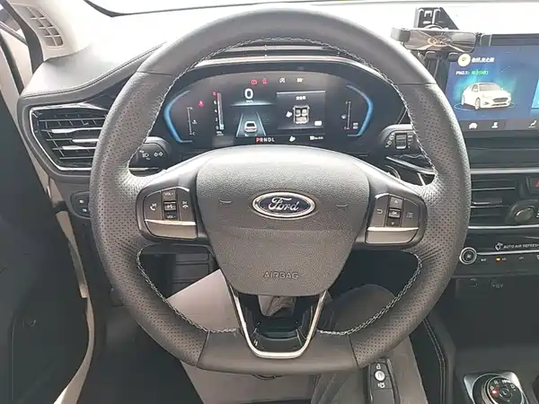 Ford Focus 2021