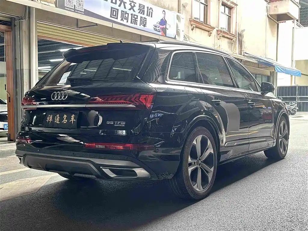 Audi Q7 2020 — фото 5