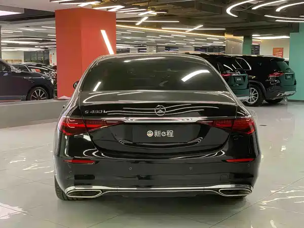 Mercedes-Benz S-Class 2023