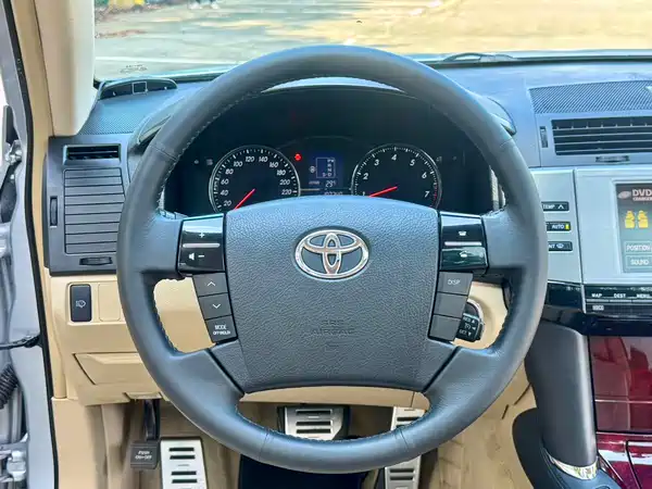 Toyota Reiz 2009