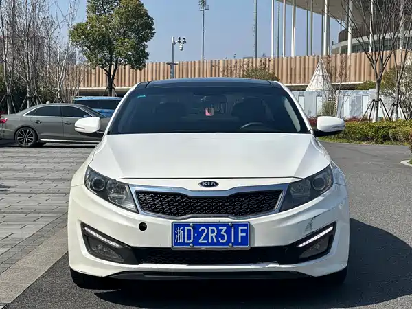 Kia K5 2012