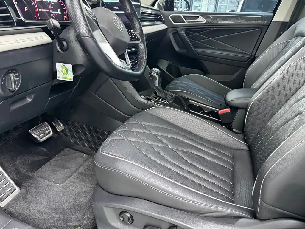 Volkswagen Tiguan L 2022