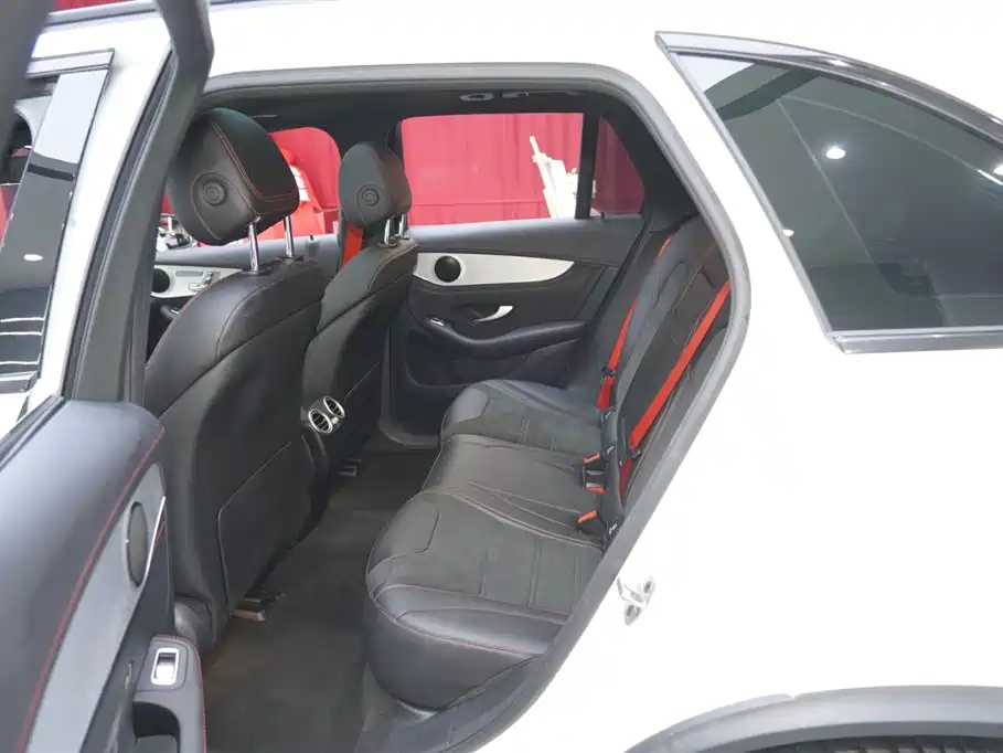 Mercedes-Benz GLC AMG 2022 — фото 20
