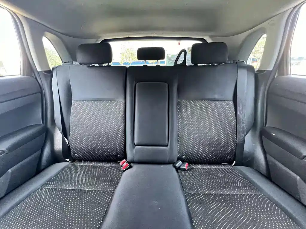 Mitsubishi Jinxuan ASX 2015 — фото 12