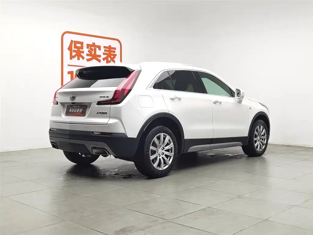 Cadillac XT4 2020 — фото 2