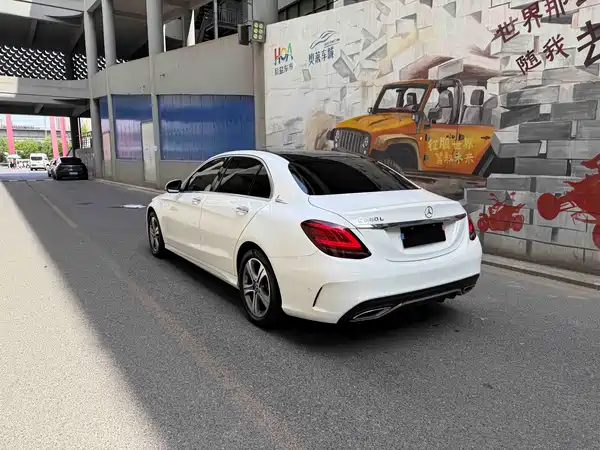 Mercedes-Benz C-Class 2020