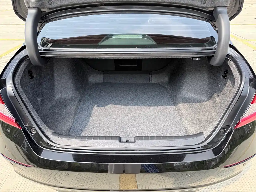 Honda Accord 2019 — фото 28
