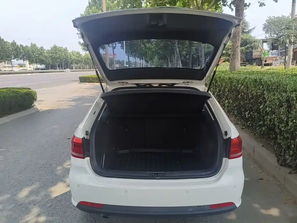 Volkswagen Gran Lavida 2015 — фото 19