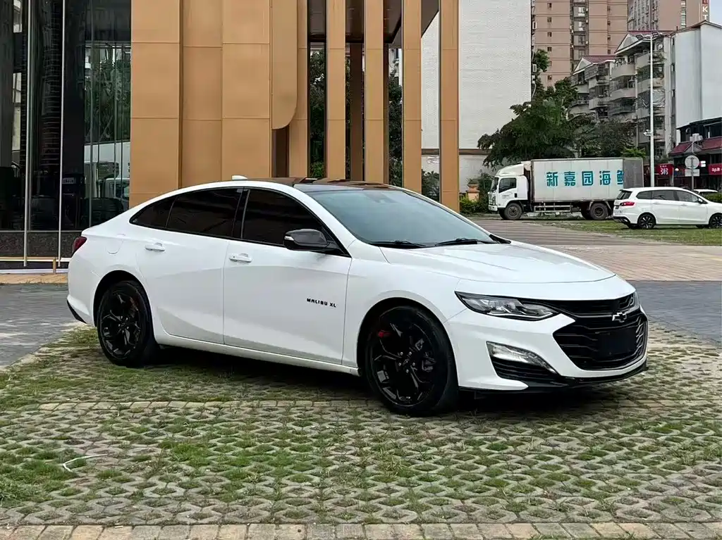 Chevrolet Malibu XL 2019 — фото 1