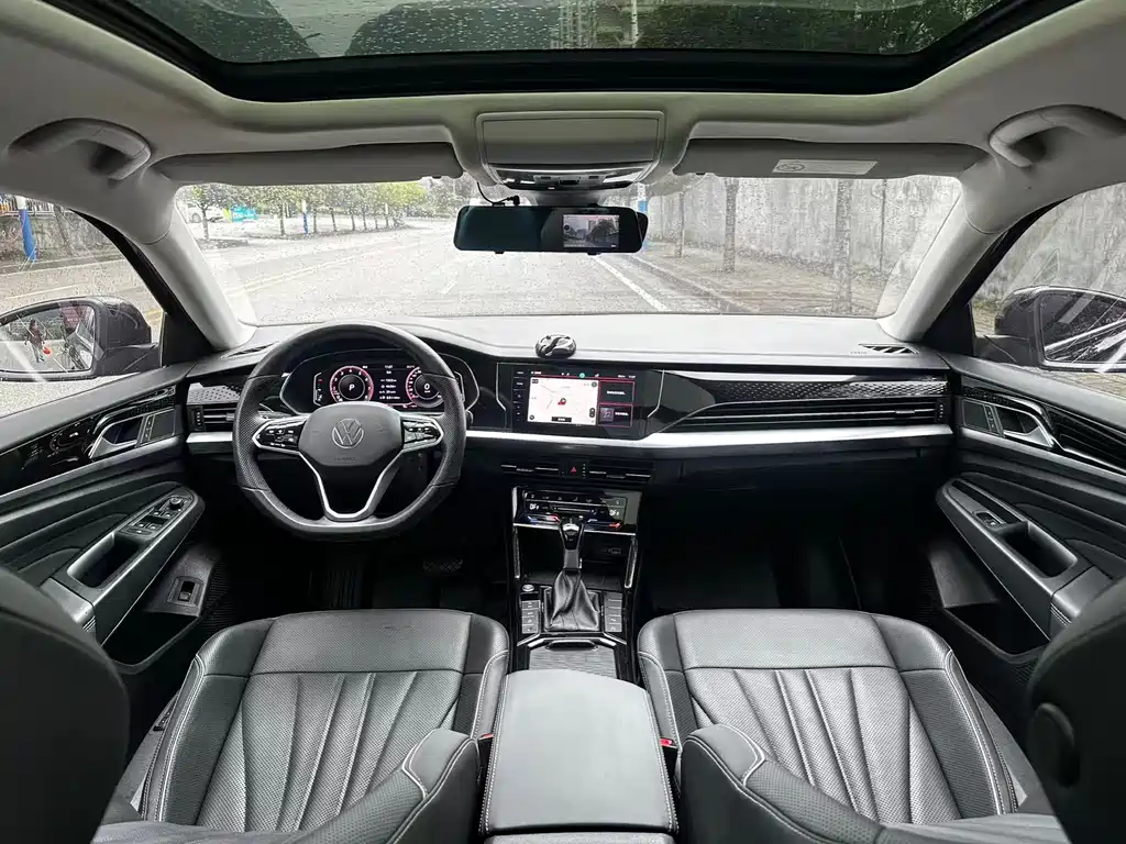 Volkswagen Passat 2024