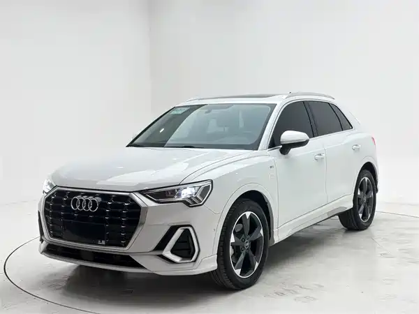 Audi Q3 2022