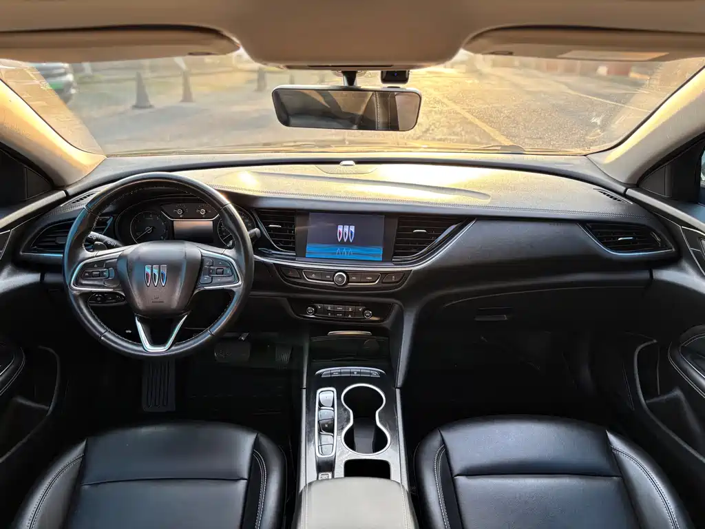 Buick Regal 2023 — фото 13
