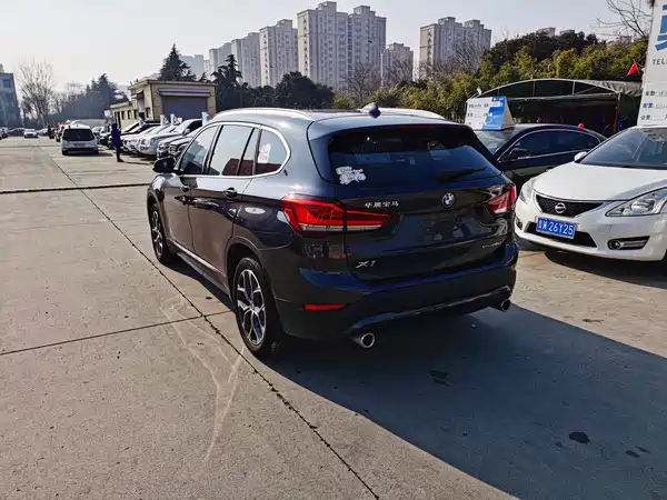 BMW X1 2021