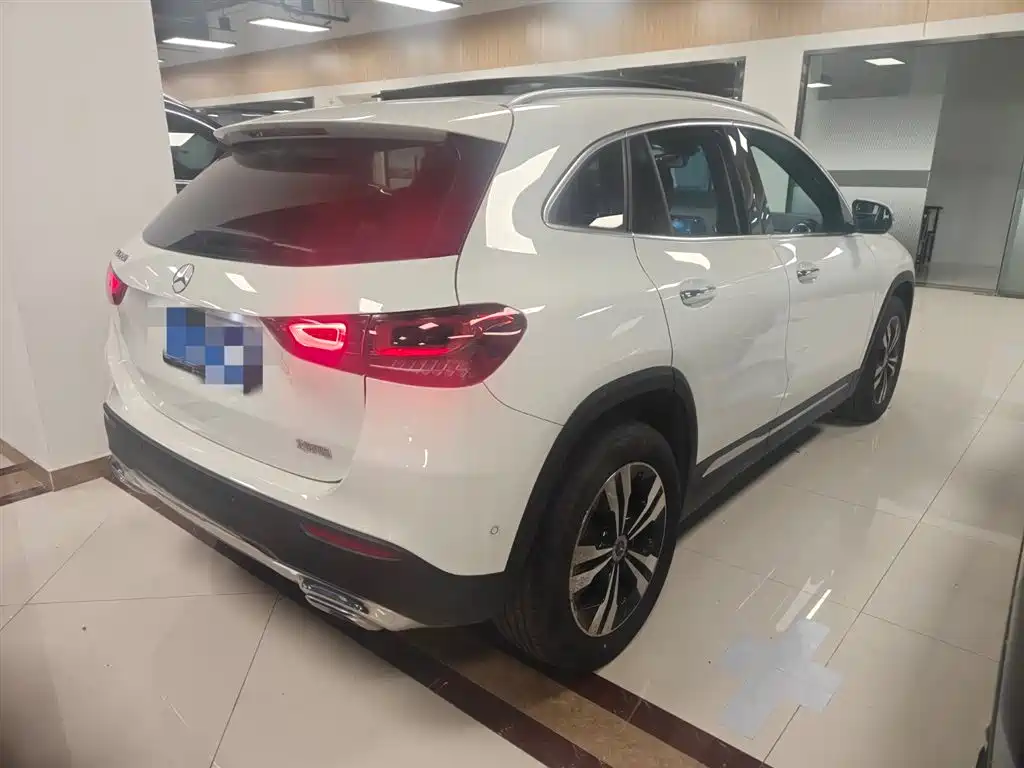 Mercedes-Benz GLA 2022 — фото 9