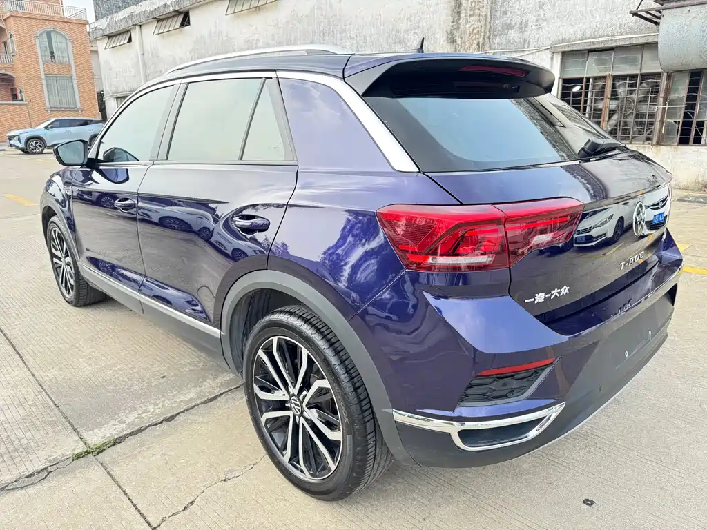 Volkswagen T-Roc 2022 — фото 6