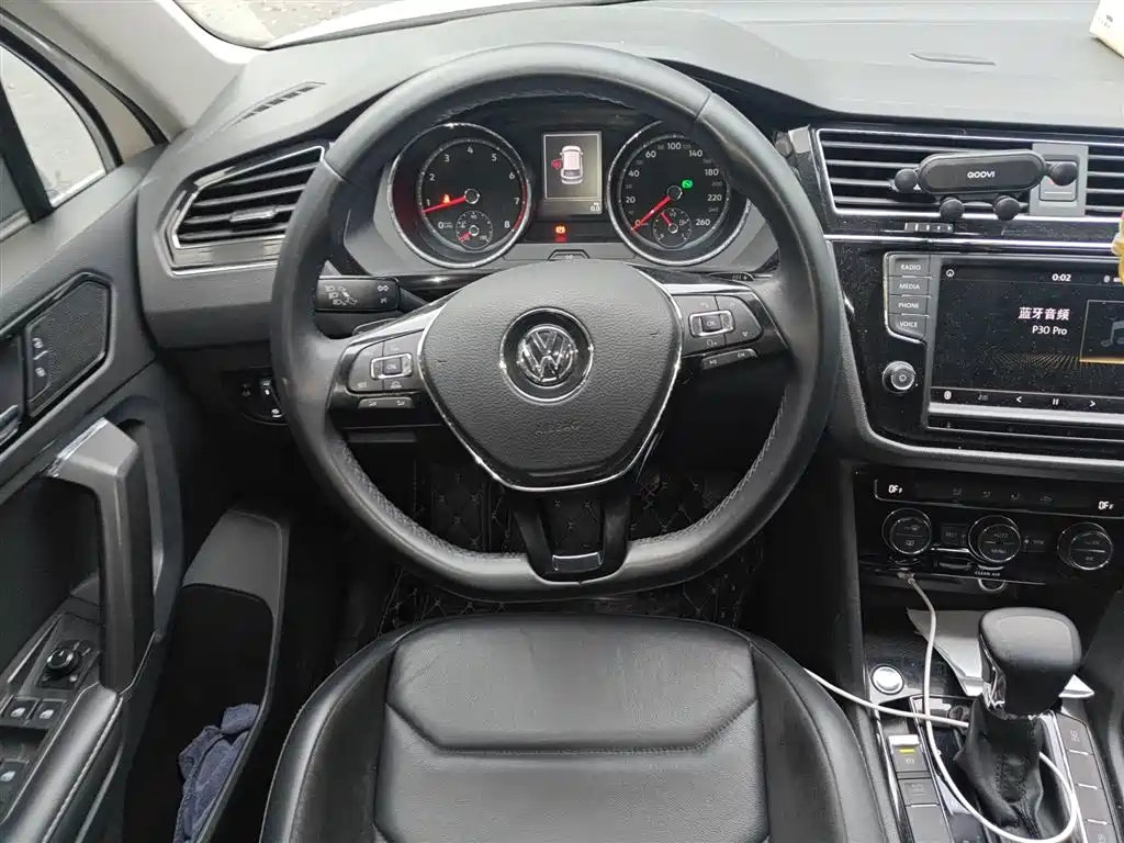 Volkswagen Tiguan L 2017 — фото 3