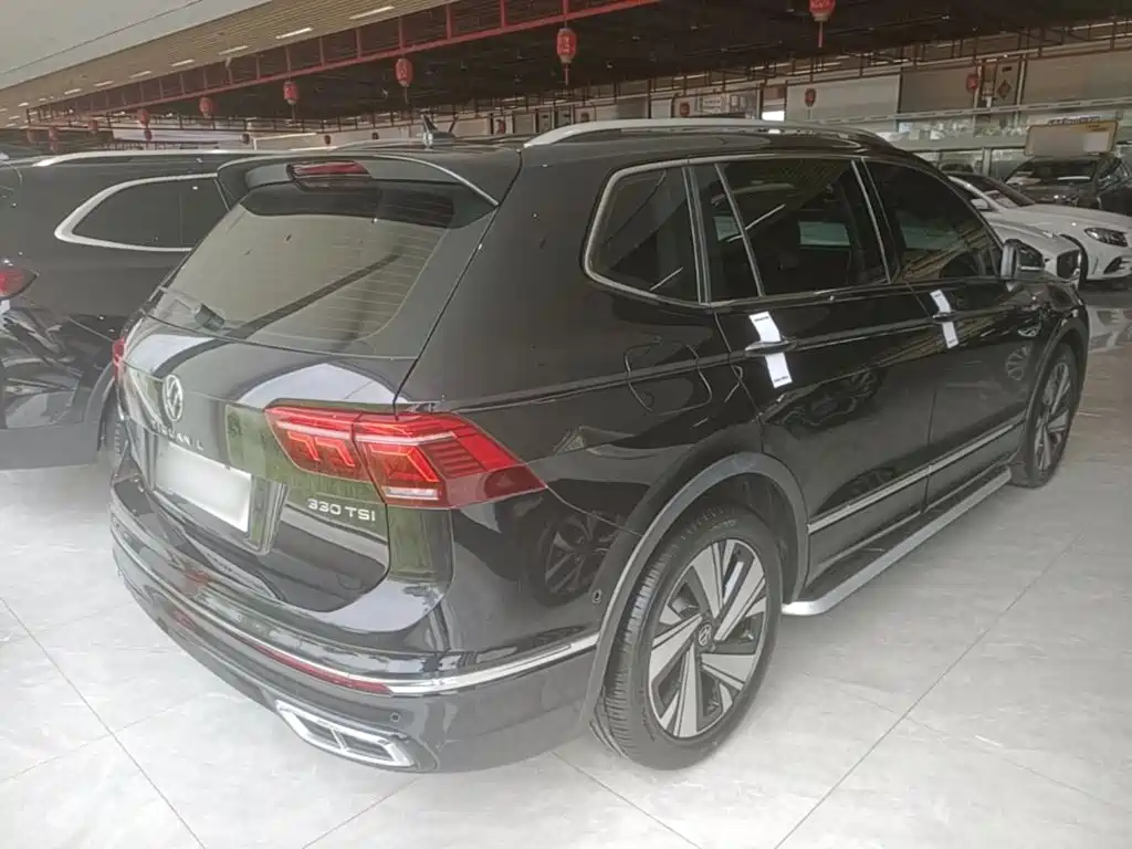 Volkswagen Tiguan L 2023