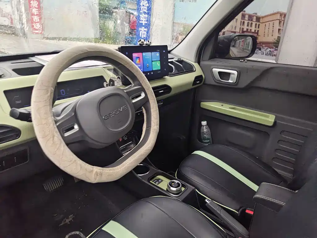 Geely Galaxy Panda 2025 — фото 14