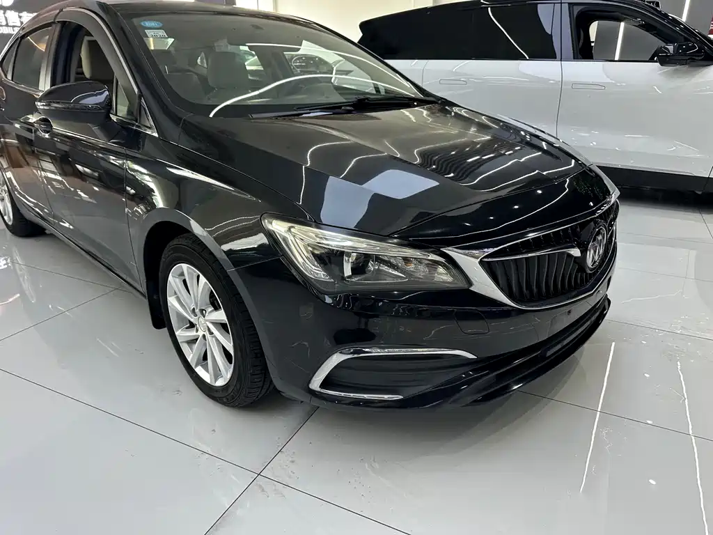 Buick Verano 2018 — фото 3