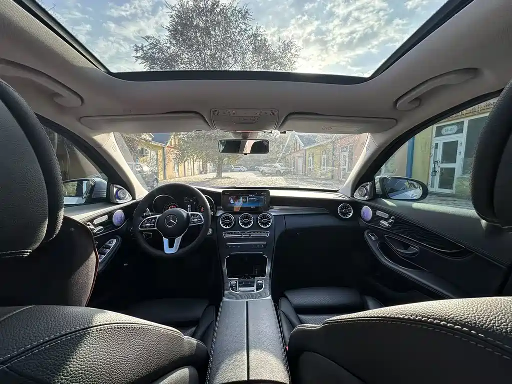 Mercedes-Benz C-Class 2019 — фото 9