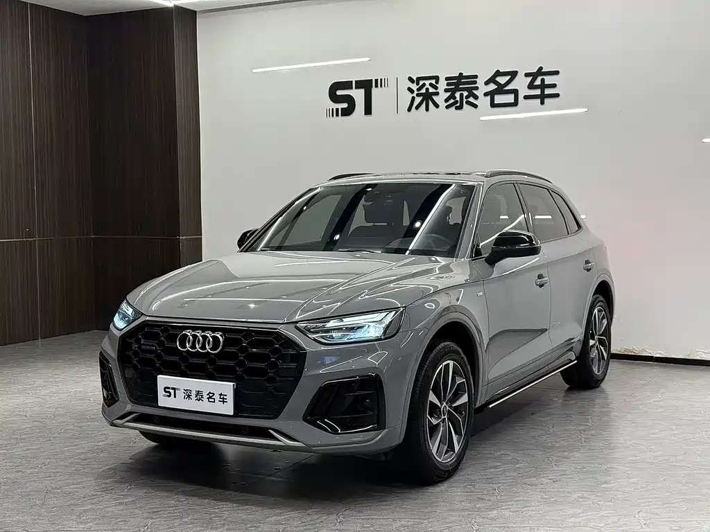 Audi Q5L 2025 — фото 1