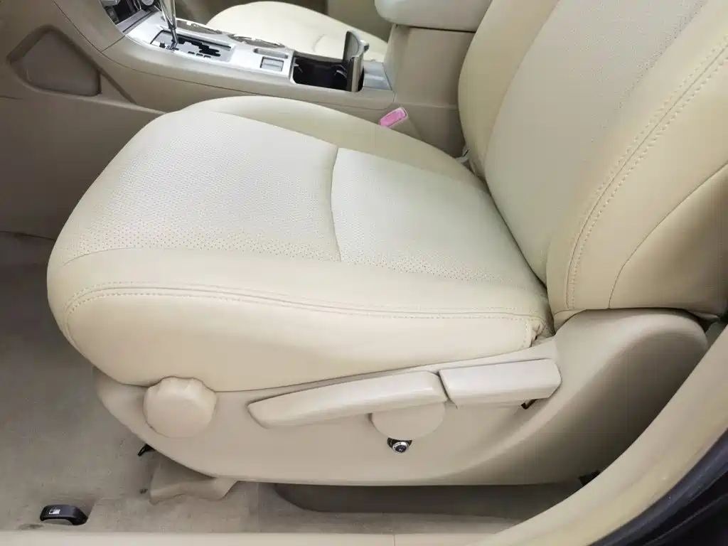 Toyota Highlander 2012 — фото 20
