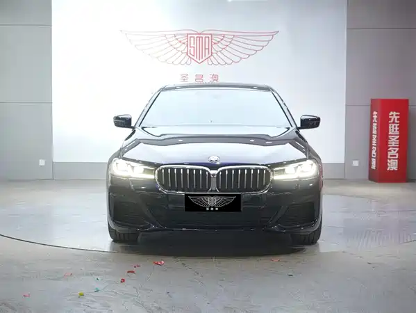 BMW 5 Series 2022