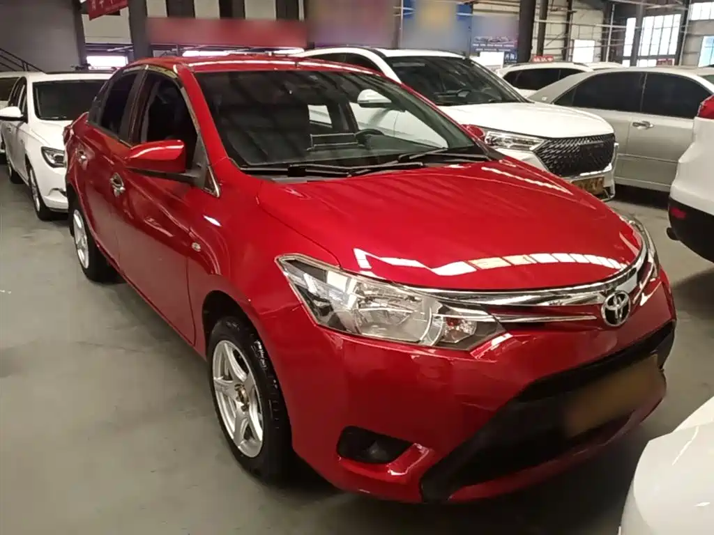 Toyota Vios 2015 — фото 4