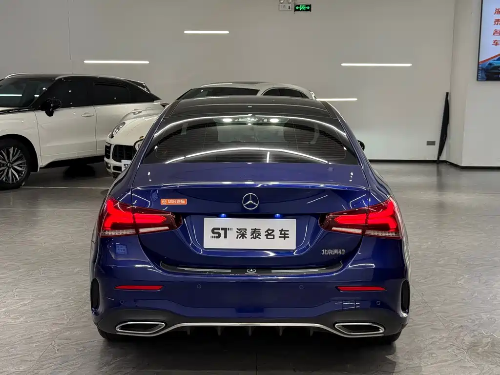 Mercedes-Benz A-Class 2021 — фото 13