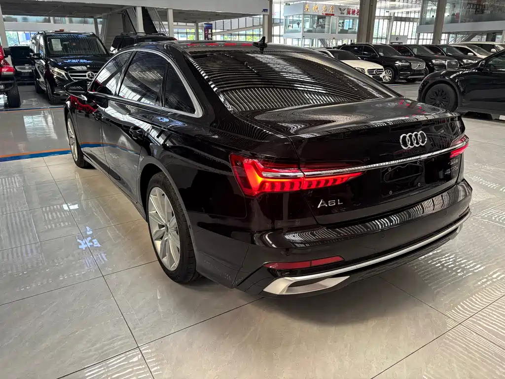 Audi A6L 2023 — фото 11