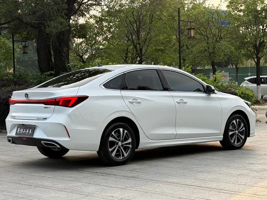 Changan Eado 2025 — фото 18