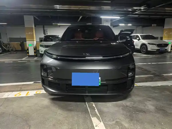 Li Auto L8 2023